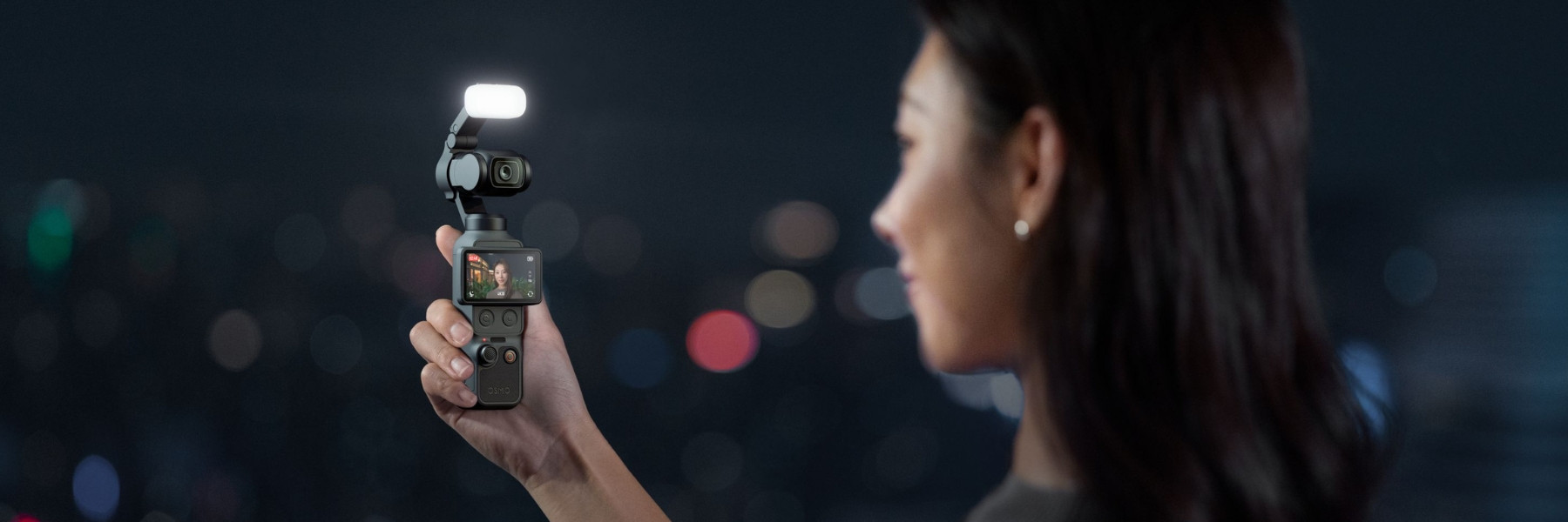 DJI Osmo Pocket 4 - camera compactă pentru creatori de conținut