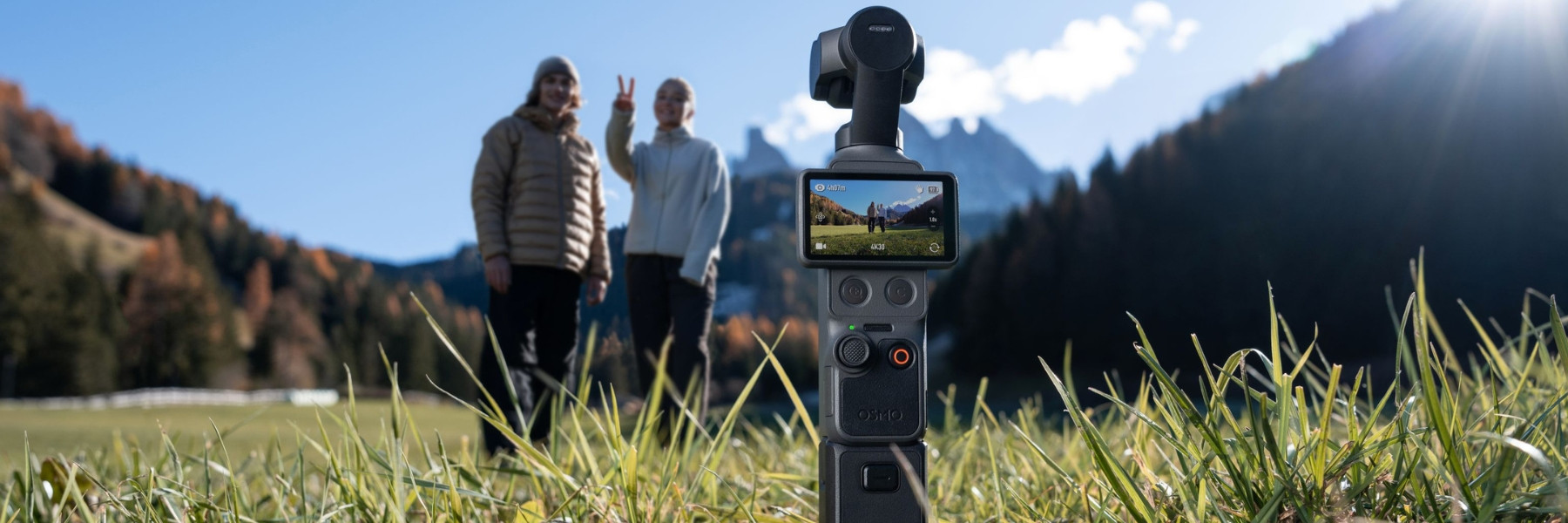 DJI Osmo Pocket 4 cu 2x zoom lossless și filmare 4K 240fps