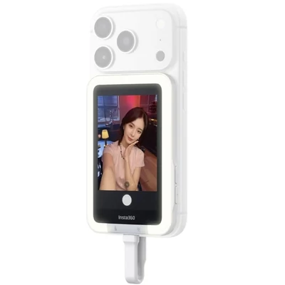 Insta360 Snap - Selfie Screen with Light