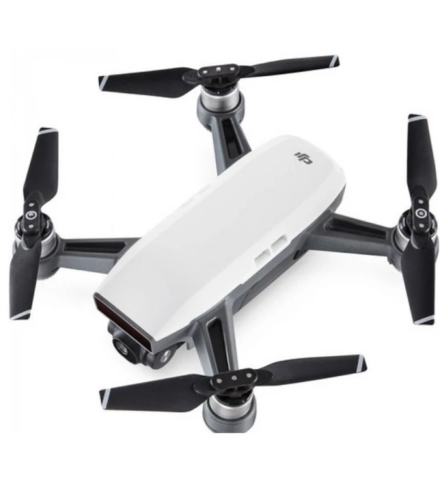 DJI spark スパーク　ドローン レビュー】DJI最小ドローンSparkを屋内飛行場で飛ばしてみた。快適“空