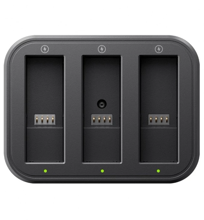 insta360-ace-pro-2-fast-charge-hub-1